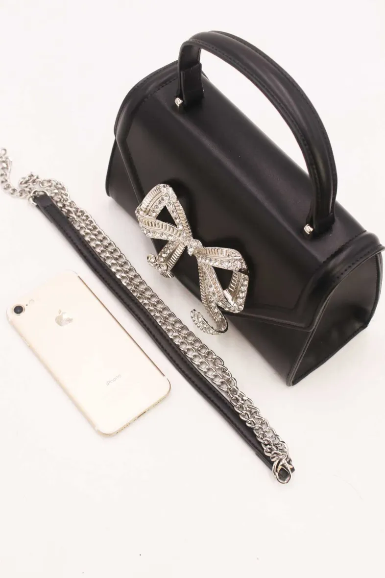 Mini-Handtasche mit diamantverzierter Fliege