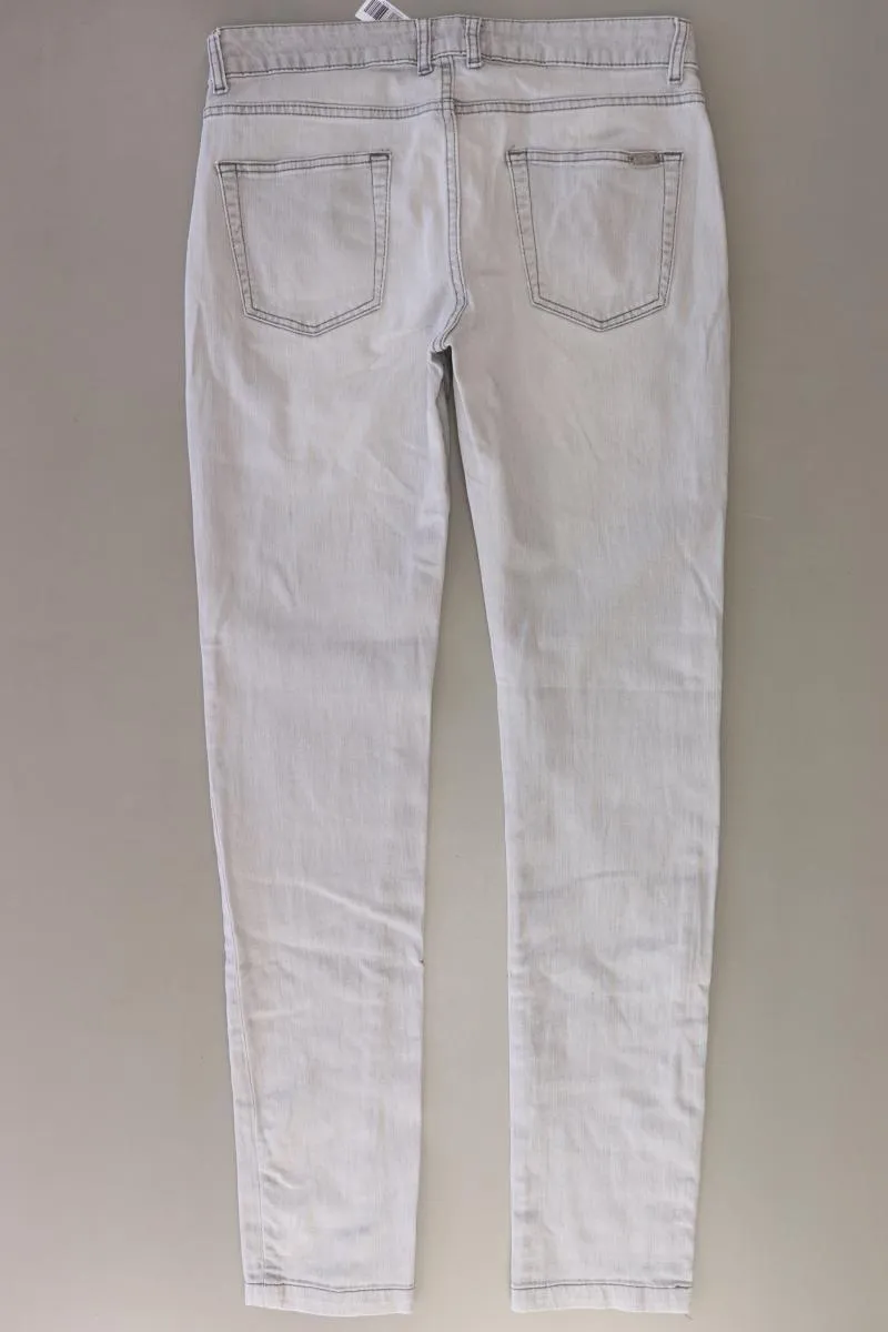 Second Hand Outfit Gre S mit Sisley T-Shirt in Gr. S und Schal